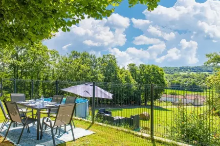 Gîte 2, Ferme rénovée à Soturac avec piscine - Photo 5