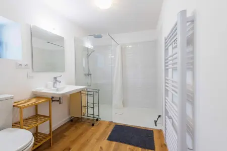 Gîte 2, Ferme rénovée à Soturac avec piscine - Photo 18