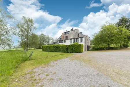 Villa Savoyarde, Villa dans les Ardennes avec Sauna et Jacuzzi - Photo 6