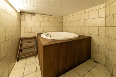 Villa Savoyarde, Villa dans les Ardennes avec Sauna et Jacuzzi - Photo 34