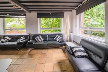 La Chambre d'Amis, Spacieuse Villa Près de Barvaux - Photo 9