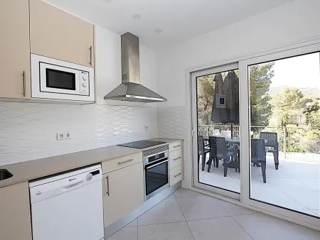 Villa rénovée à Lloret de Mar: 8 pers., piscine, clim, proche plage et centre - Photo 3