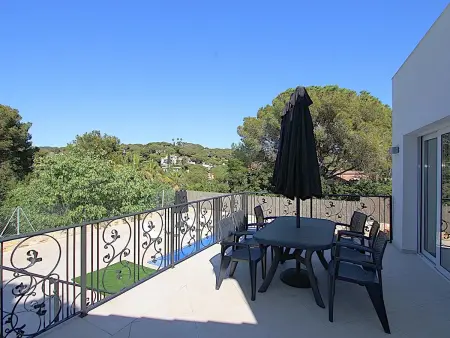 Villa rénovée à Lloret de Mar: 8 pers., piscine, clim, proche plage et centre - Photo 8