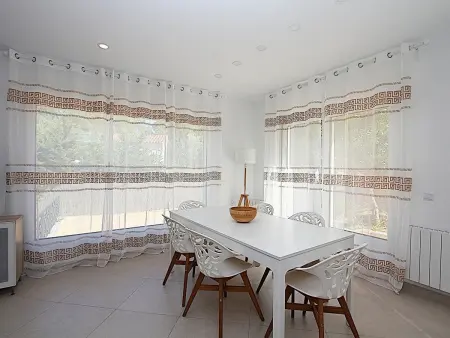 Villa rénovée à Lloret de Mar: 8 pers., piscine, clim, proche plage et centre - Photo 11
