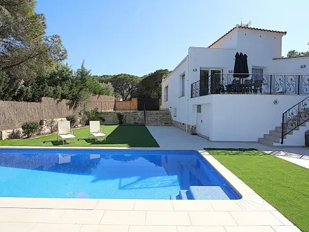 Villa rénovée à Lloret de Mar: 8 pers., piscine, clim, proche plage et centre - Photo 12