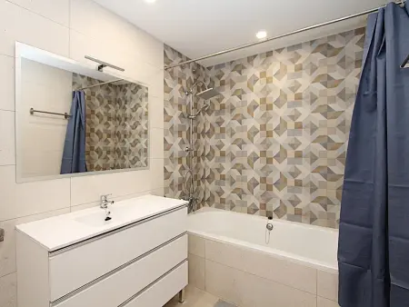 Villa rénovée à Lloret de Mar: 8 pers., piscine, clim, proche plage et centre - Photo 25