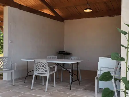 Villa 4 pers avec piscine privée, grand terrain, animaux admis, WiFi, Orgnac l'Aven - Photo 4