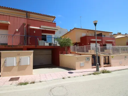 Maison Spacieuse à Grifeu près de la Plage, Maison 7 personnes à Llançà - Photo 2