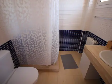 Maison Spacieuse à Grifeu près de la Plage, Maison 7 personnes à Llançà - Photo 25