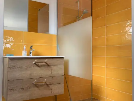 Villa de Luxe Rénovée avec Piscine, 4 Chambres, à 5 Minutes de la Plage - Photo 15