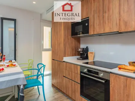 Appartement 3 étages avec terrasse et piscine, à 250 m de la plage de Palamós - Photo 8