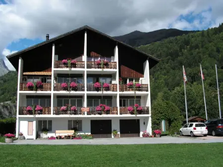 Casa Yolanda 1. OG Süd, Appartement 4 personnes à Fiesch - Photo 1
