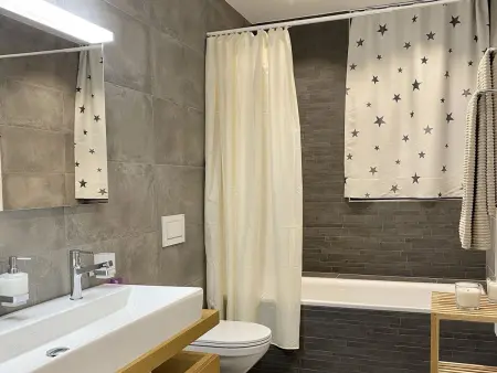 SnowKaya, Appartement 5 personnes à Engelberg - Photo 15
