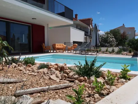 Viva-by the sea-garden & terraces, Appartement 4 personnes à Trogir Vranjica - Photo 1