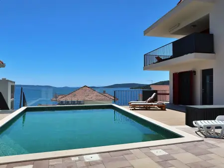 Viva-by the sea-panorama penthouse, Appartement 4 personnes à Trogir Vranjica - Photo 1