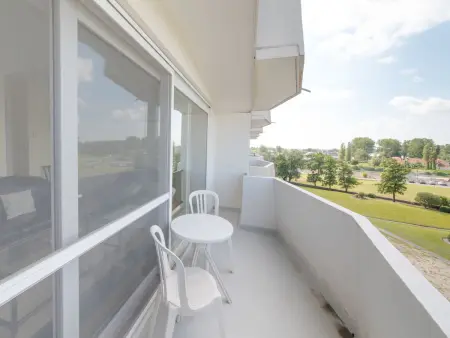 Maya - Parking and distant view, Appartement 5 personnes à De Haan - Photo 4