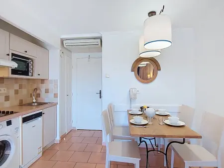 Les Calanques Spa Thalassothérapie, Appartement 4 personnes à Les Issambres - Photo 9