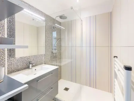 Port de La Gavine, Appartement 2 personnes à Hyères - Photo 2
