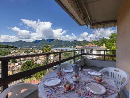 Angelina, Appartement 6 personnes à Luino - Photo 1