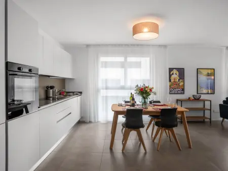 LocTowers A3.7.3, Appartement 4 personnes à Locarno - Photo 2