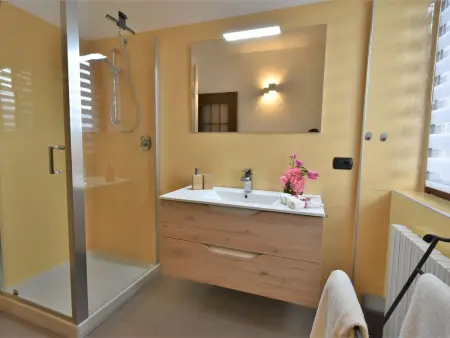 Valley View Pool Apartment, Appartement 5 personnes à Ardenno - Photo 24