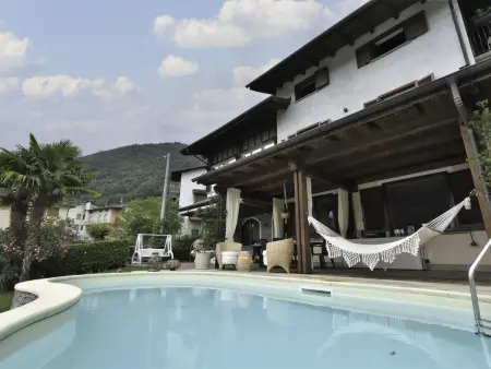 Valley View Pool Apartment, Appartement 5 personnes à Ardenno - Photo 39