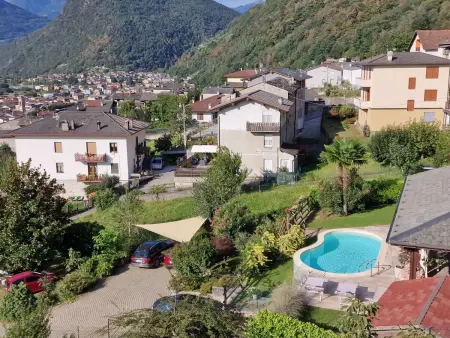 Valley View Pool Apartment, Appartement 5 personnes à Ardenno - Photo 49