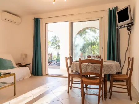 Hibiscus, Appartement 4 personnes à Rayol Canadel - Photo 9