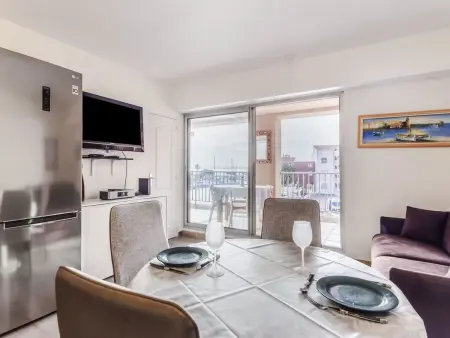 Port de La Gavine, Appartement 4 personnes à Hyères - Photo 2