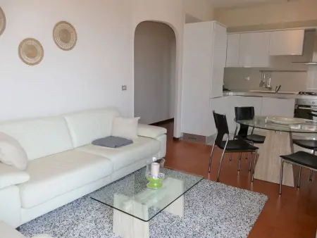 Belle Vue, Appartement 4 personnes à Santo Stefano al Mare - Photo 5
