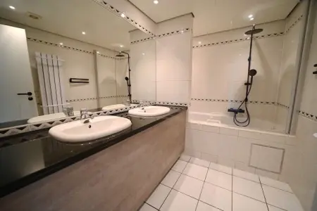 Résidence Durbuy 19, Appartement en Belgique avec bain à bulles - Photo 9