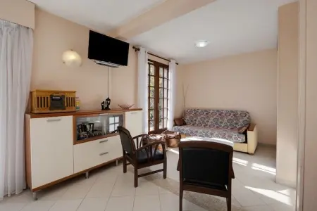 Home View & Pool, Charmant Appartement avec Piscine - Photo 9