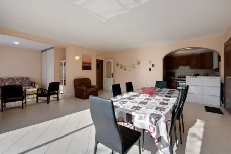 Home View & Pool, Charmant Appartement avec Piscine - Photo 19