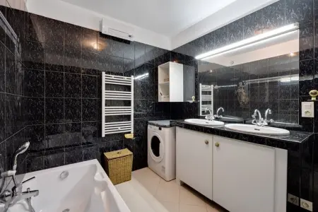 Home View & Pool, Charmant Appartement avec Piscine - Photo 25