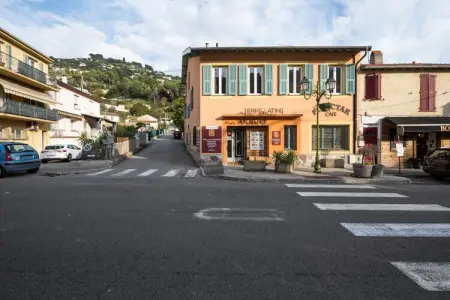 Home View & Pool, Charmant Appartement avec Piscine - Photo 35