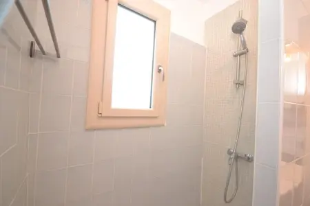 Le trois chambres, Appartement avec piscine au coeur des vignes - Photo 28