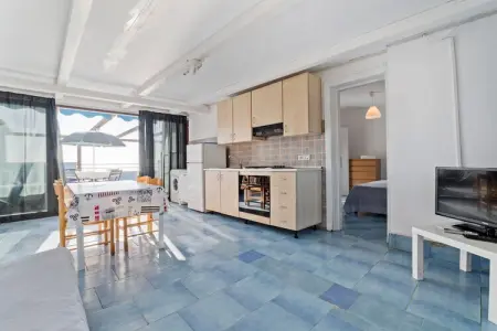 Bilocale Lux Golfo di Policastro A18, Appartement en bord de mer à Policastro Bussentino avec piscine - Photo 8