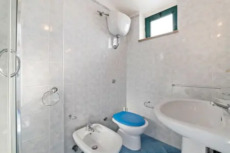 Bilocale Lux Golfo di Policastro A18, Appartement en bord de mer à Policastro Bussentino avec piscine - Photo 16