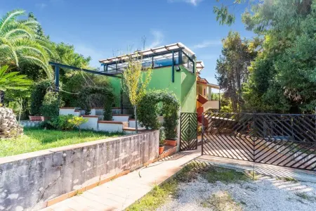 Villa Francisca, Appartement à San Salvo avec barbecue dans le jardin - Photo 28