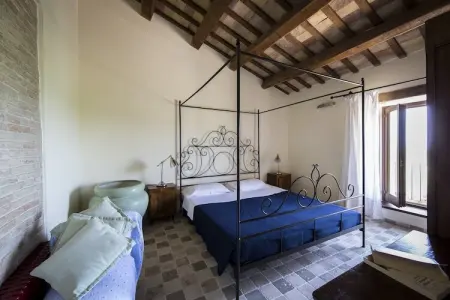 Ginestra, Retraite à flanc de colline à San Savino - Photo 3