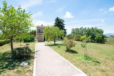 Viola, Appartement à Ascoli près des montagnes - Photo 9