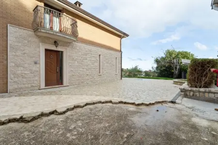 Casa Vacanza Becampobasso 2, Appartement élégant à Campobasso près des bois - Photo 7
