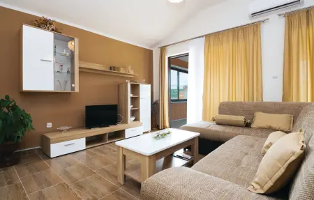 Appartement 7 personnes à Sukosan - Photo 1