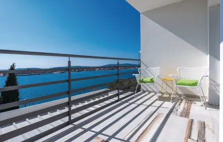 Appartement 5 personnes à Brodarica - Photo 1