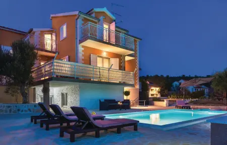 Appartement 5 personnes à Sibenik - Photo 3