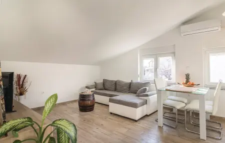 Appartement 4 personnes à Pula - Photo 2