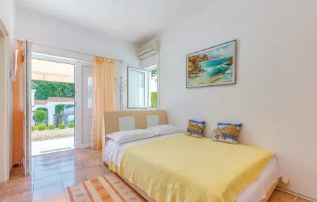 Appartement 2 personnes à Novi Vinodolski - Photo 2