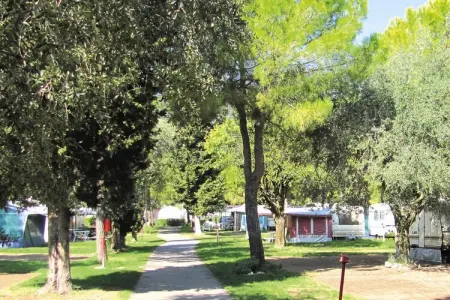 Mobile Homes Toscolano, Toscolano Maderno-Mobilhome, Belegung mit 1-4 Personen, Mobilhome au Camping Toscolano à Toscolano Maderno - Photo 25