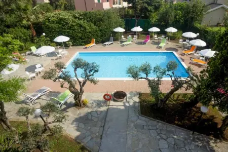 Villa Paola Loano - Type B6 neu B4plus2, Appartement Loano avec piscine pour 6 - Photo 2