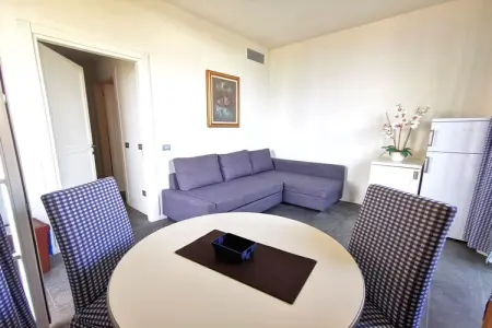 Residence Antico Verbano, Meina-Bilo4, Appartement à Meina avec piscine commune - Photo 4